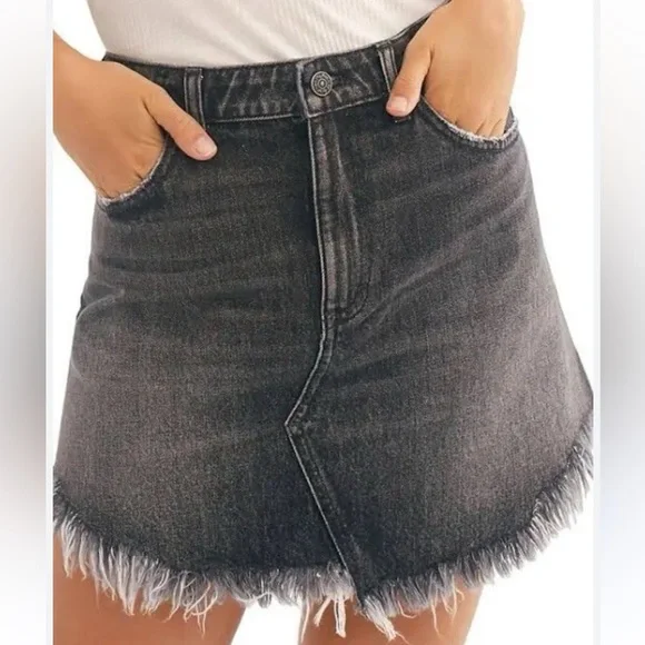Free People Bailey Frayed Denim Skirt ASO Miranda Lambert - Picture 5 of 10